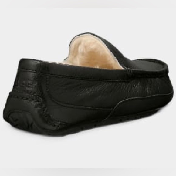 Ugg Men’s Ascot Leather Slipper WORN ONCE around house! Size 10 - Picture 3 of 15